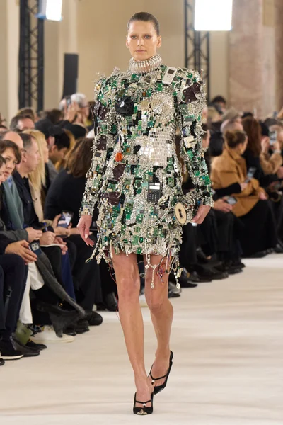 Look 7